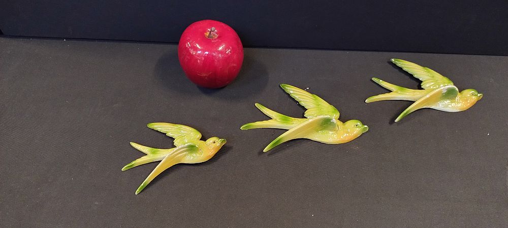 Lot 302: 3 X vintage cast metal wall hanging Swallows