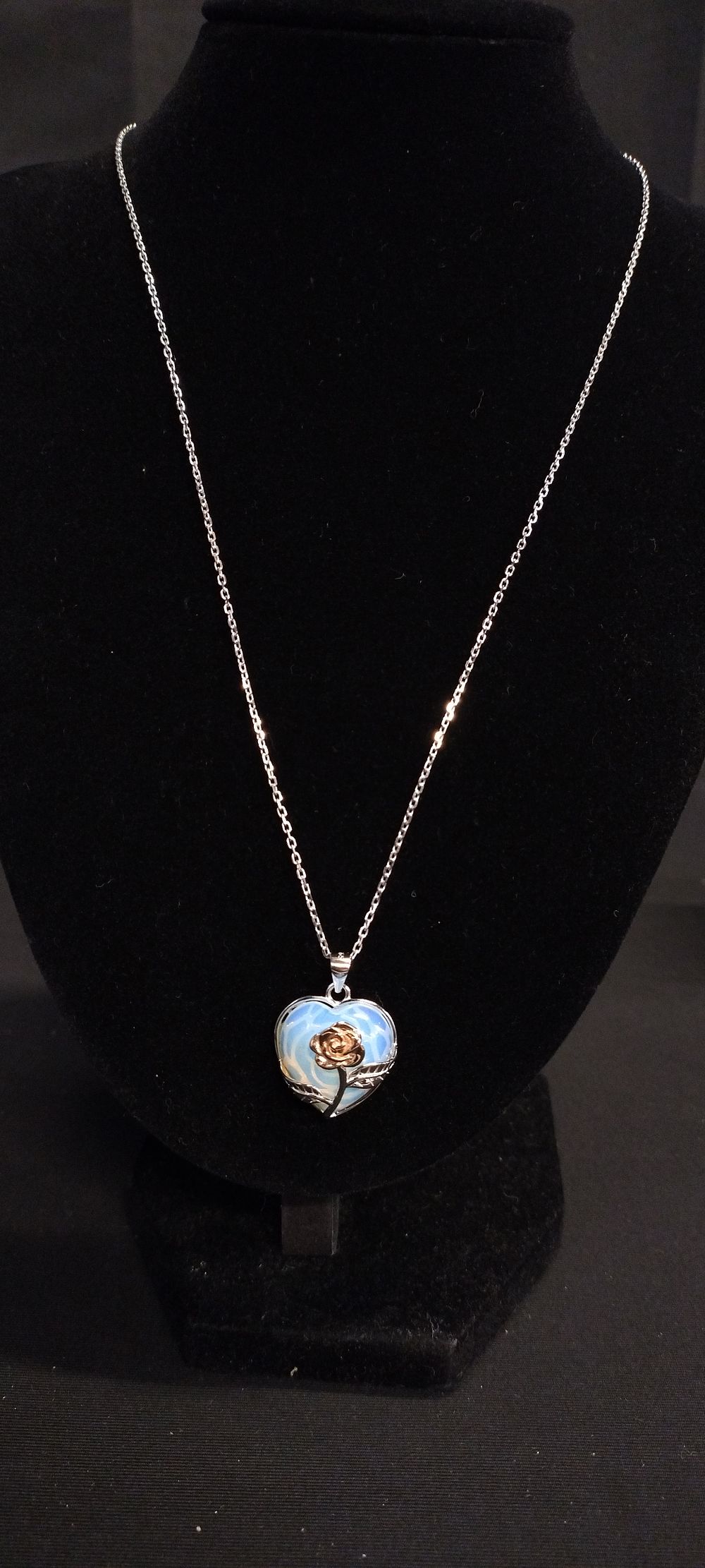 Lot 351: Sterling silver necklace with moonstone heart and rose...