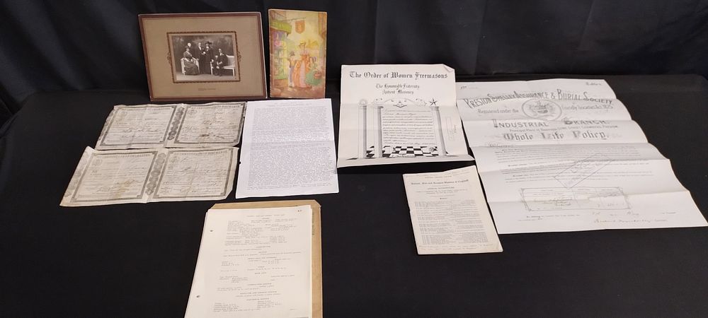 Lot 387: Various vintage documents including the order of women...