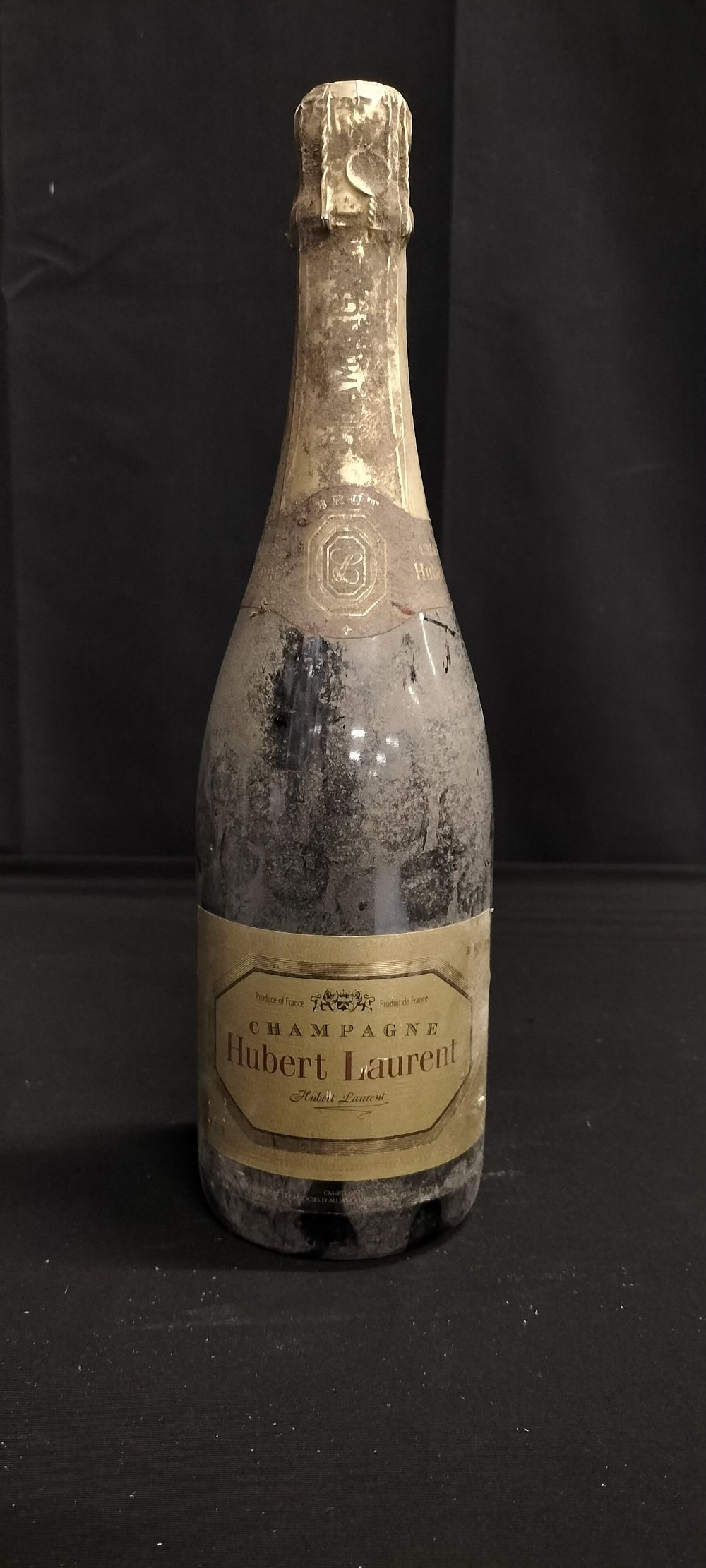 Lot 165: 750ml bottle of Hubert Laurent Brut Champagne