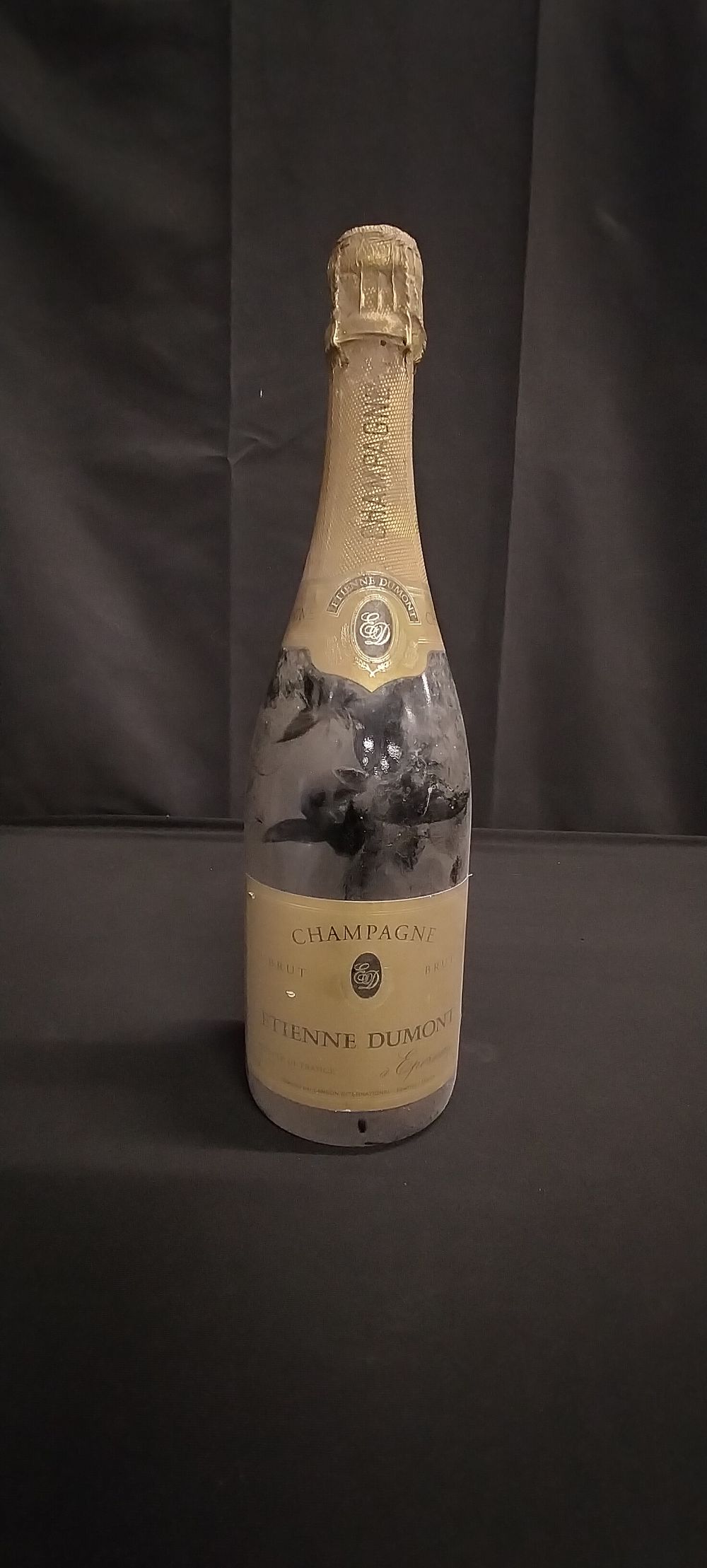 Lot 177: 75cl Bottle of Etienne Dumont Brut Champagne