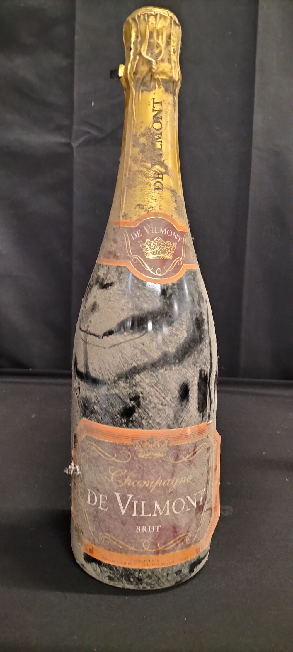 Lot 188: 750ml Bottle of De Vilmont Brut Champagne