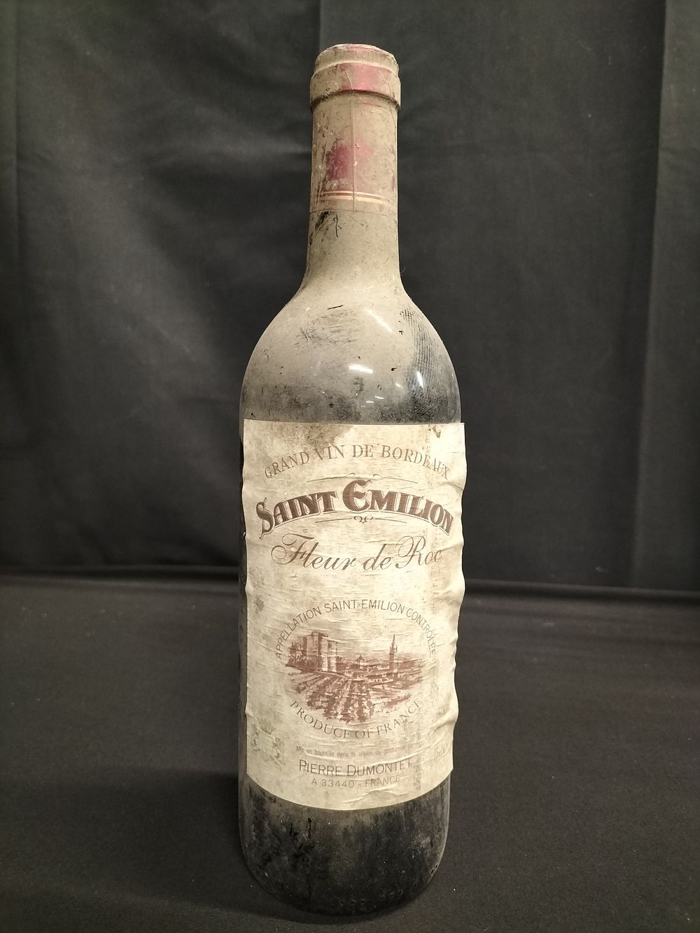 Lot 192: Unopened bottle of Saint Emilion, Fleur De Roc...