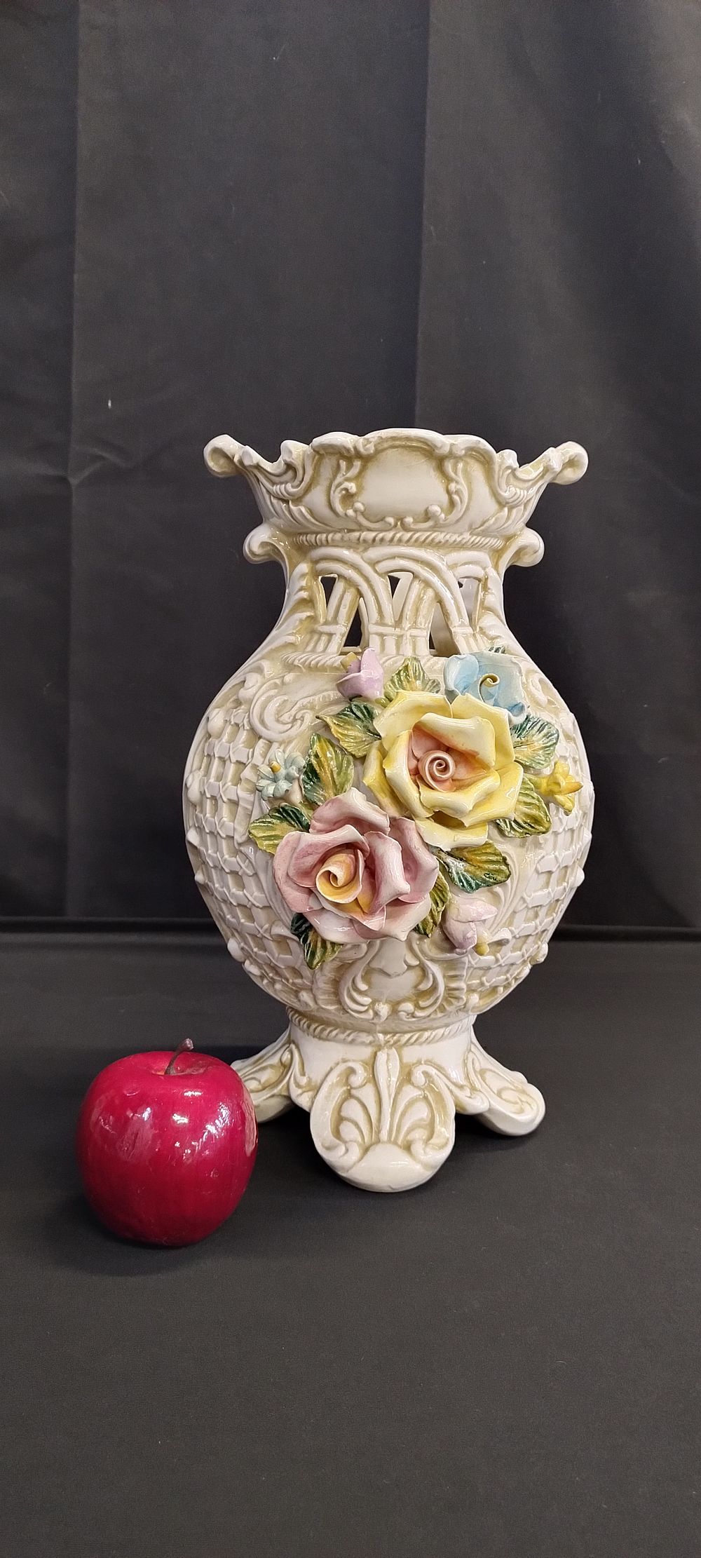 Lot 235: Large Capodimonte with Rattan and flower detail. Measures...