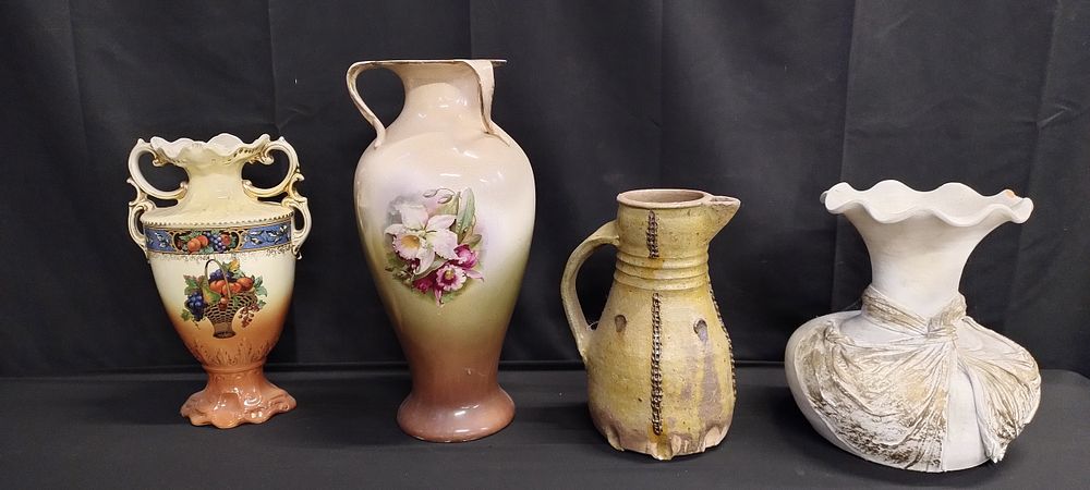 Lot 273: 4 x Various vases and pitcher jug with...