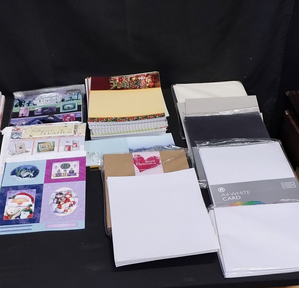 Lot 275: Selection of card crafting items including filigree frames,...