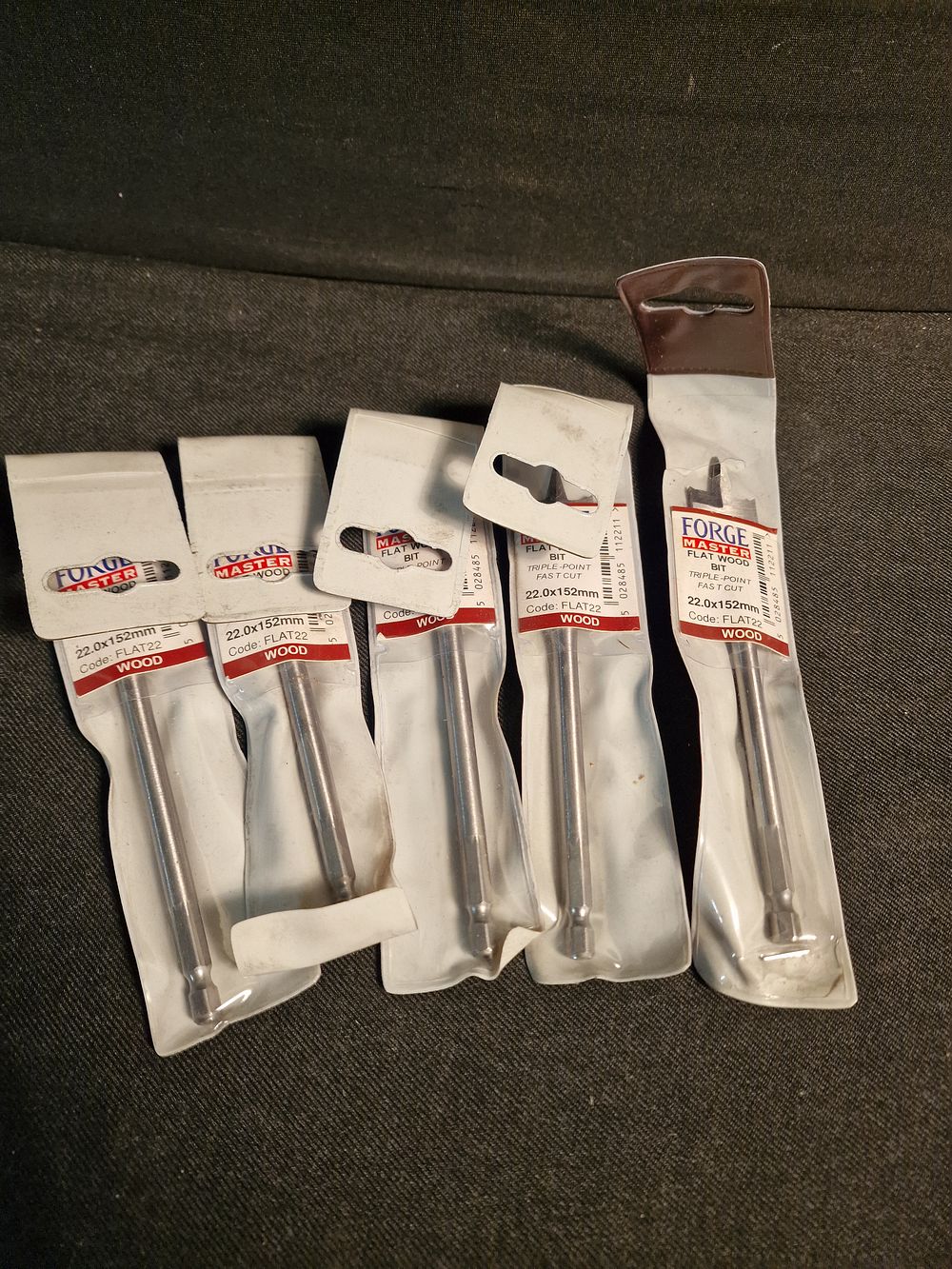 Lot 189: x5 Forge Master 22x152mm Flat Wood Bit Brand New