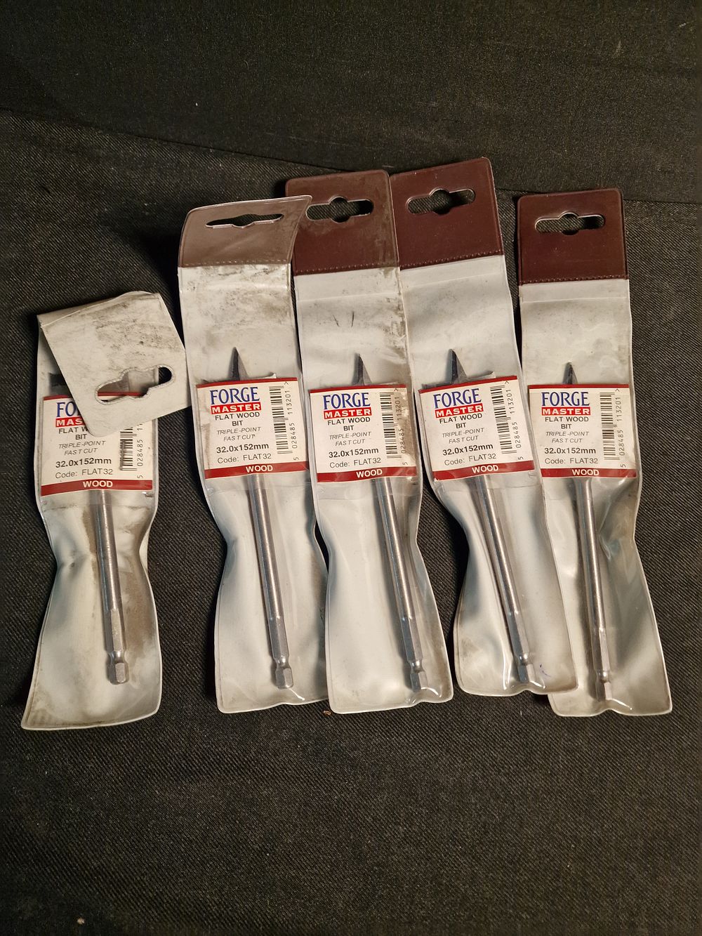 Lot 191: x5 Forge Master 32x152mm Flat Wood Bit Brand New