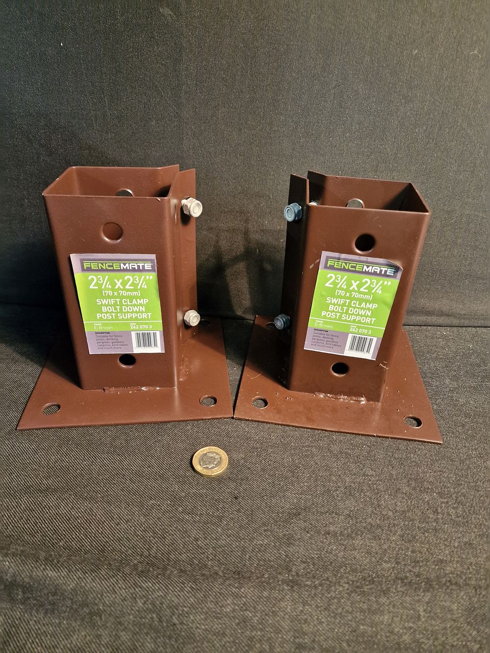 Lot 249: Pair of Fence Mate 2.3/4x2.3/4" Swift Clamp Bolt Down Post Support for Fence Posts New