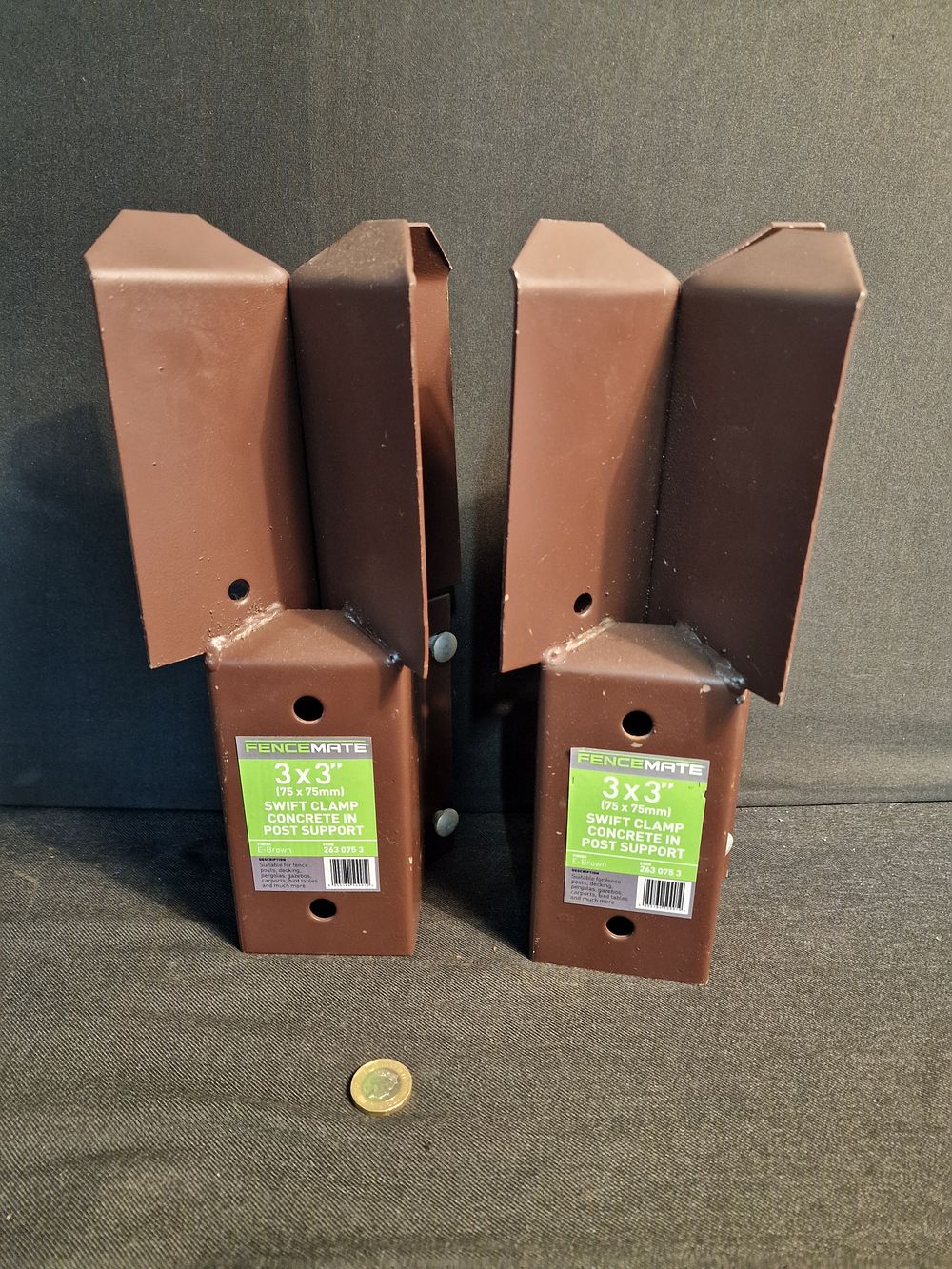 Lot 254: Pair of Fence Mate 4x4" Swift Clamp Concrete In Post Support for Fence Posts New