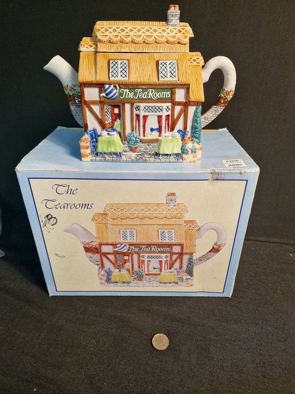 Lot 268: Leonardo The Tearooms Decorative Tea Pot Boxed