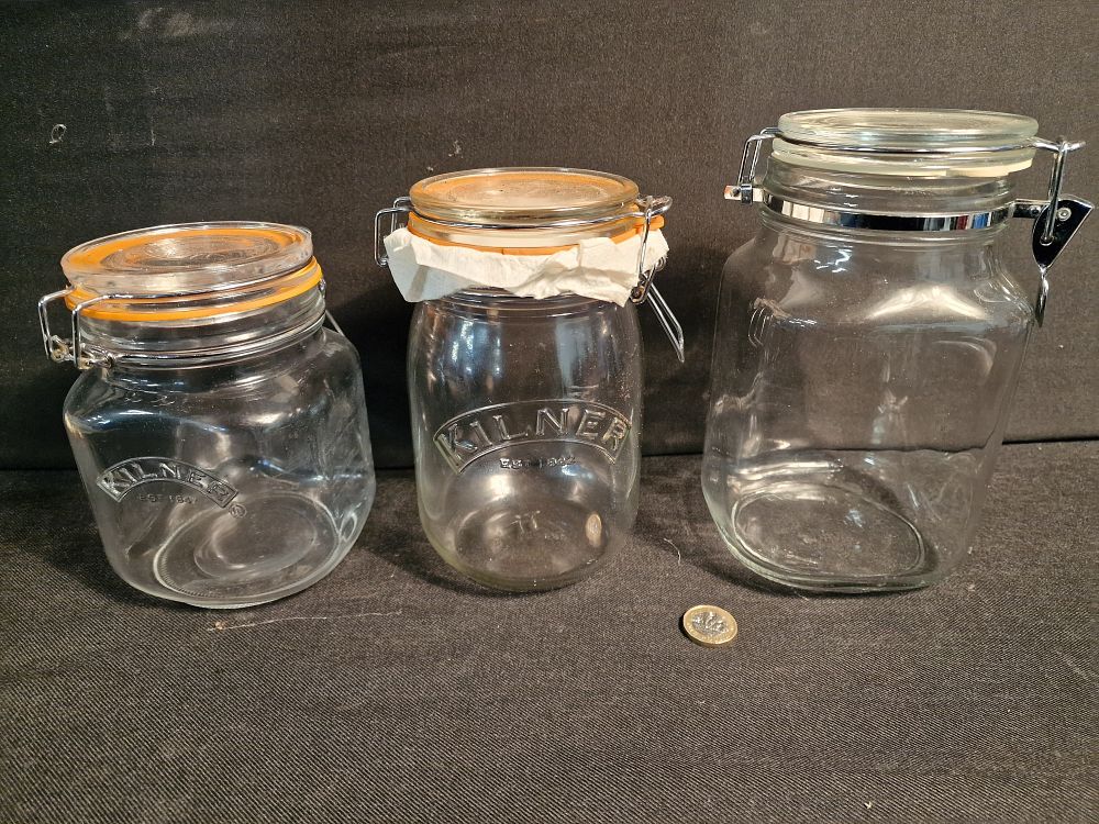 Lot 269: Three Jars inc Two Kilner