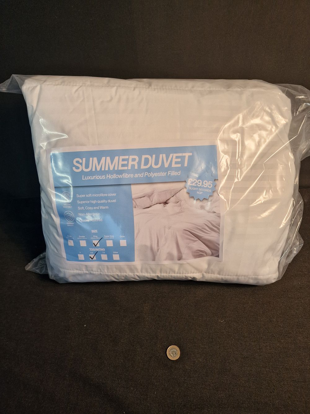 Lot 327: New Sealed Summer Duvet King 4.5 Tog RRP £29.95 Slight Seconds