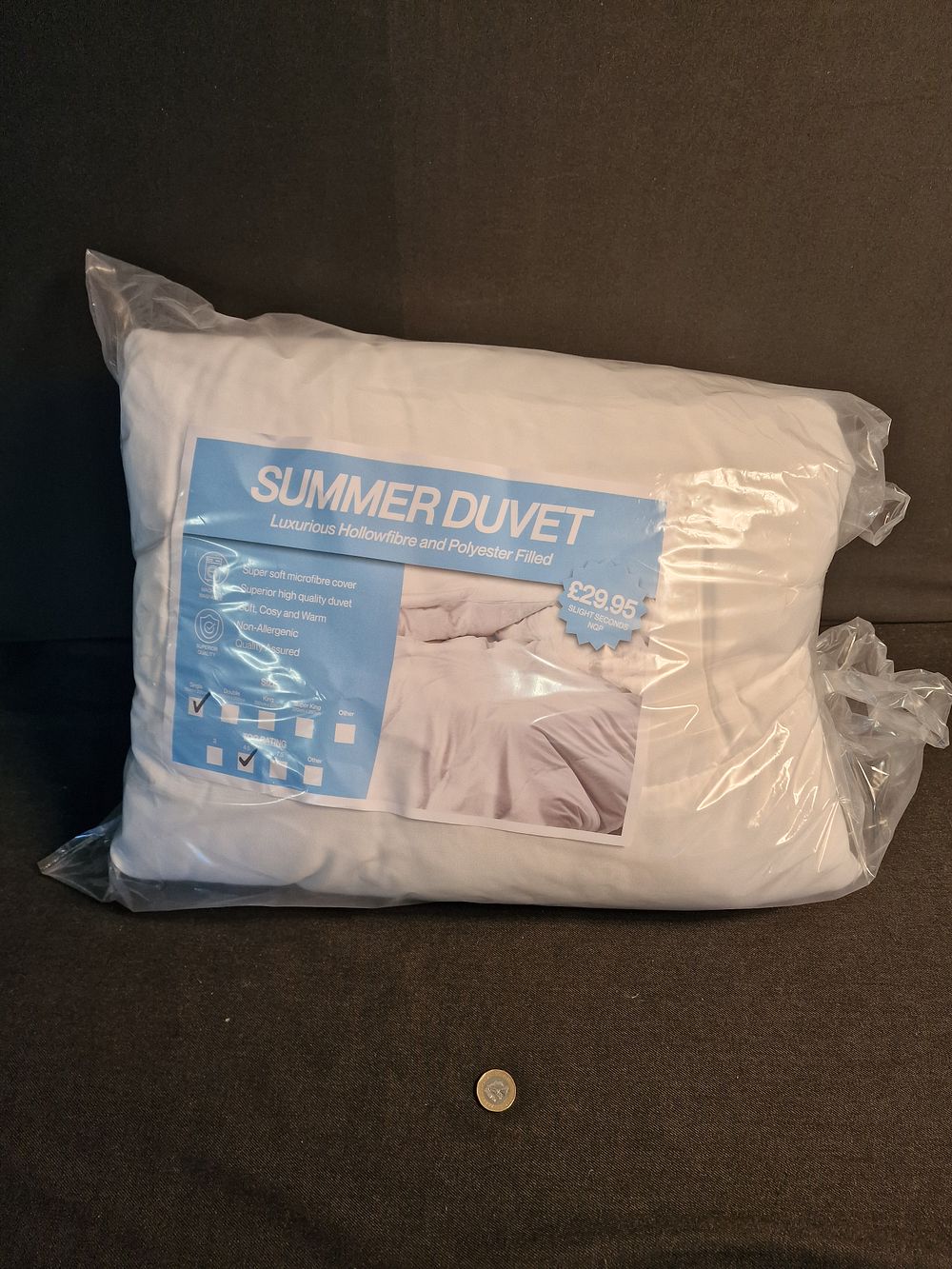 Lot 328: New Sealed Summer Duvet Single 4.5 Tog RRP £29.95 Slight Seconds