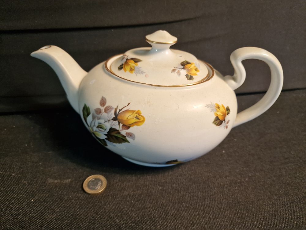 Lot 338: Vintage Floral Design Bone China Tea Pot
