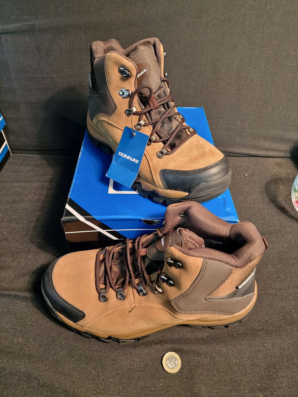 Lot 347: Brand New Donnay Suede Waterproof Walking Boots Uk 8 Brown Black RRP £79.99