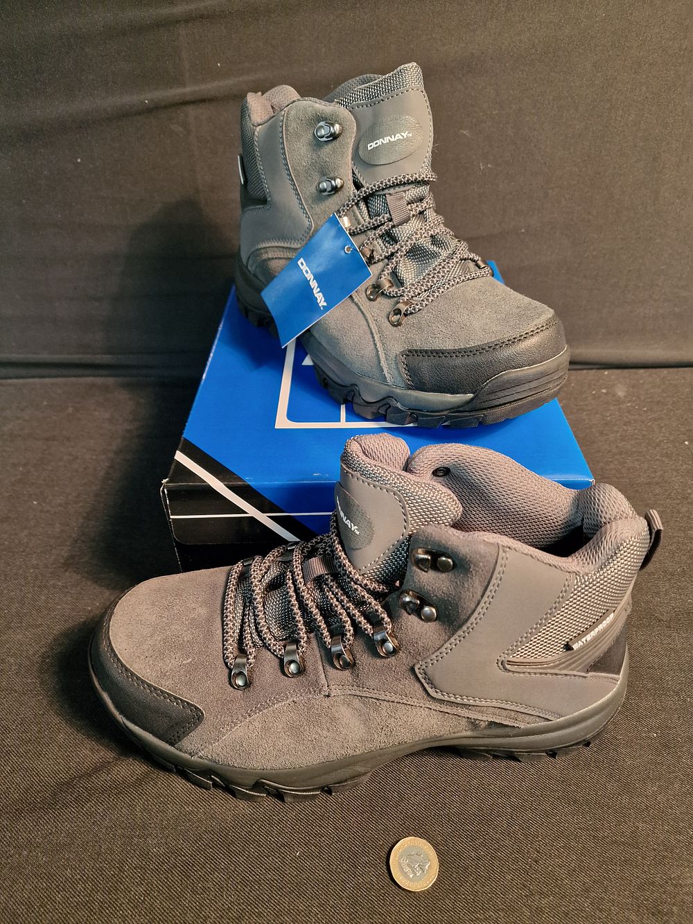 Lot 349: Brand New Donnay Suede Waterproof Walking Boots Uk 8 Dark Grey/Black RRP £79.99