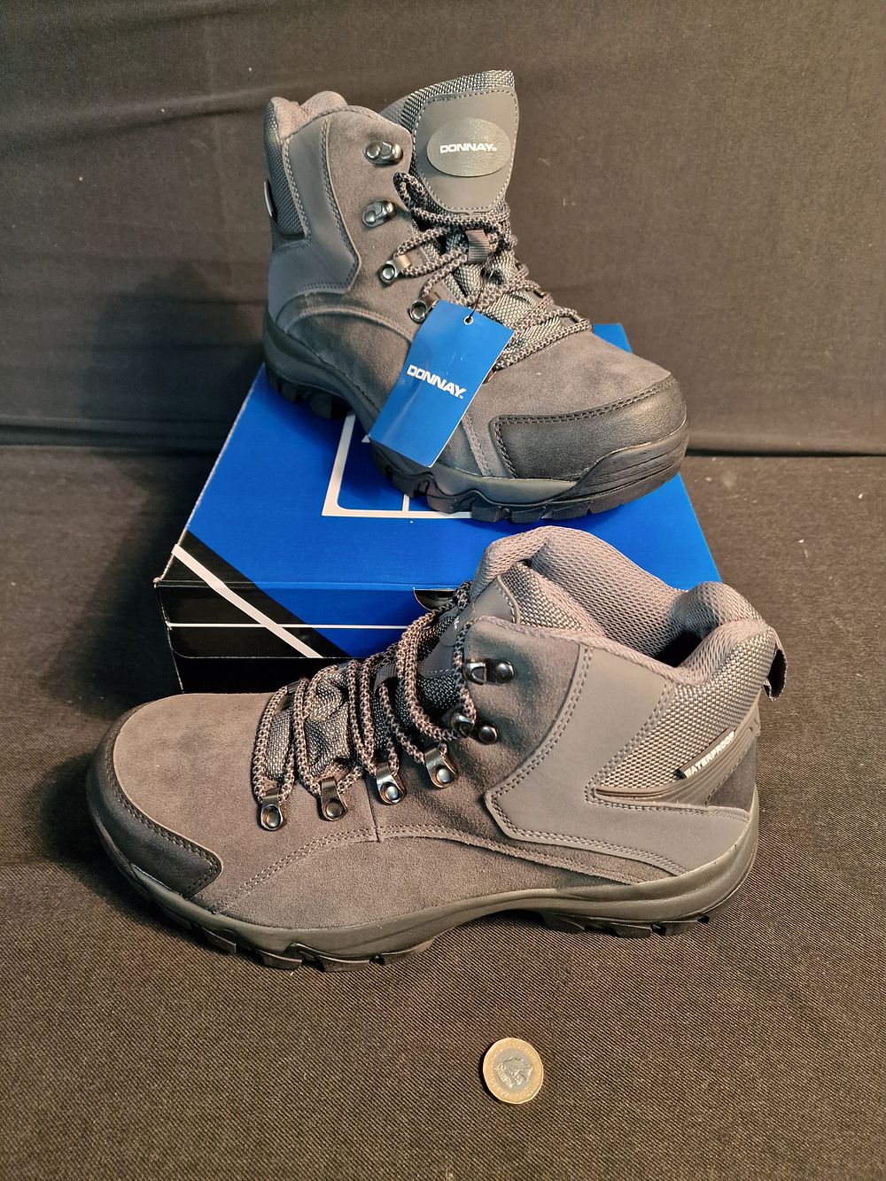 Lot 355: Brand New Donnay Suede Waterproof Walking Boots Uk 9 Dark Grey/Black RRP £79.99