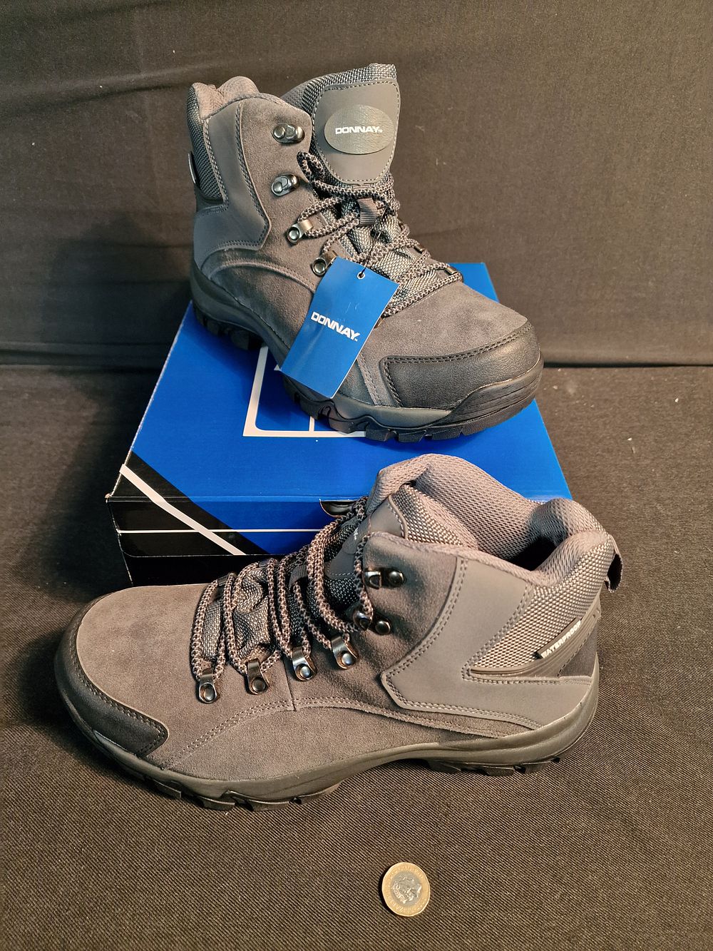 Lot 356: Brand New Donnay Suede Waterproof Walking Boots Uk 9 Dark Grey/Black RRP £79.99