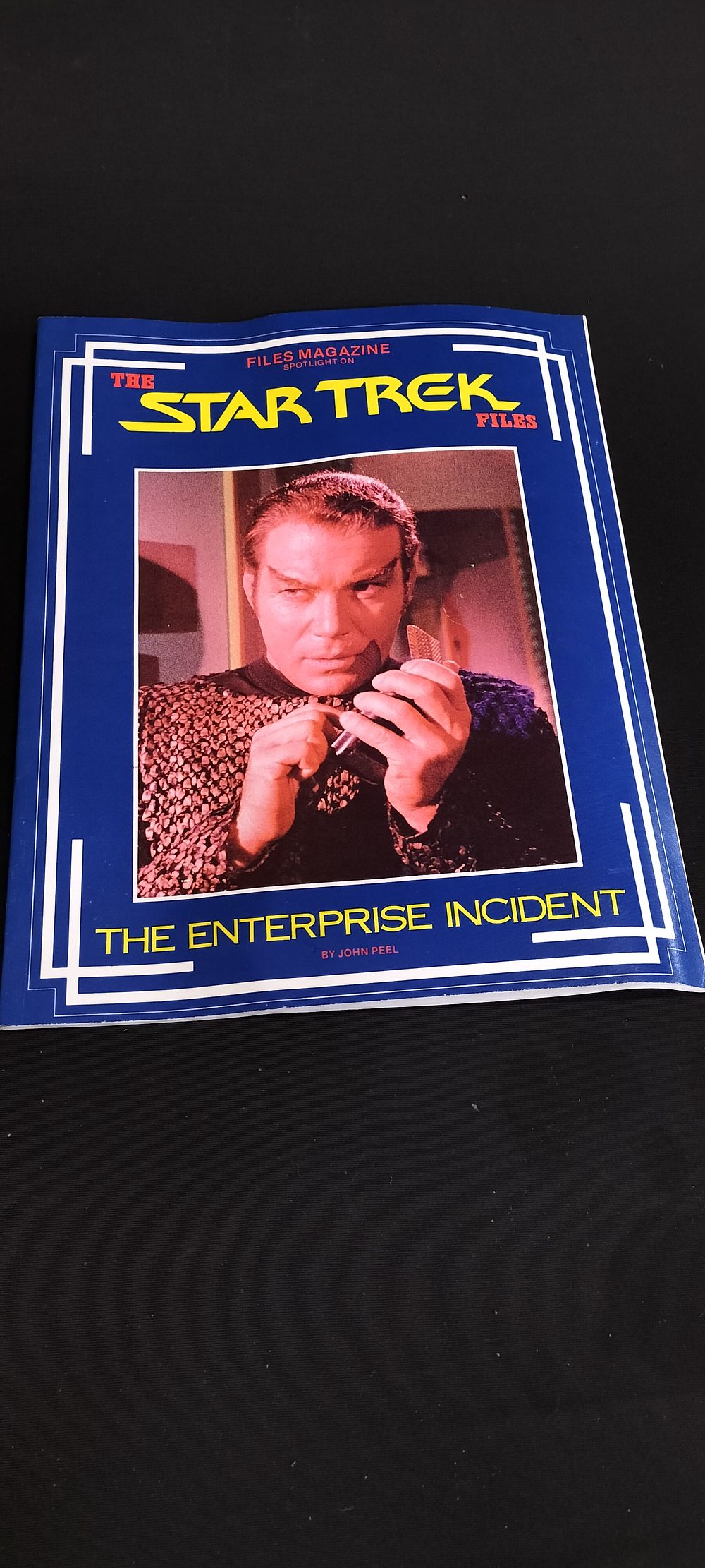 Lot 188: Vintage 1986 Star Trek files magazine. The Enterprise...