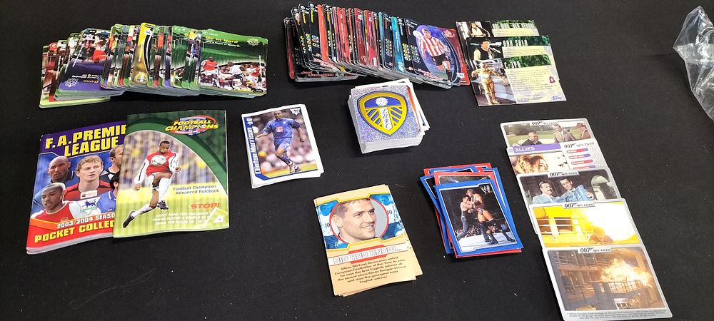 Lot 189: Collection of various football, WWE/F stickers, tops trumps...