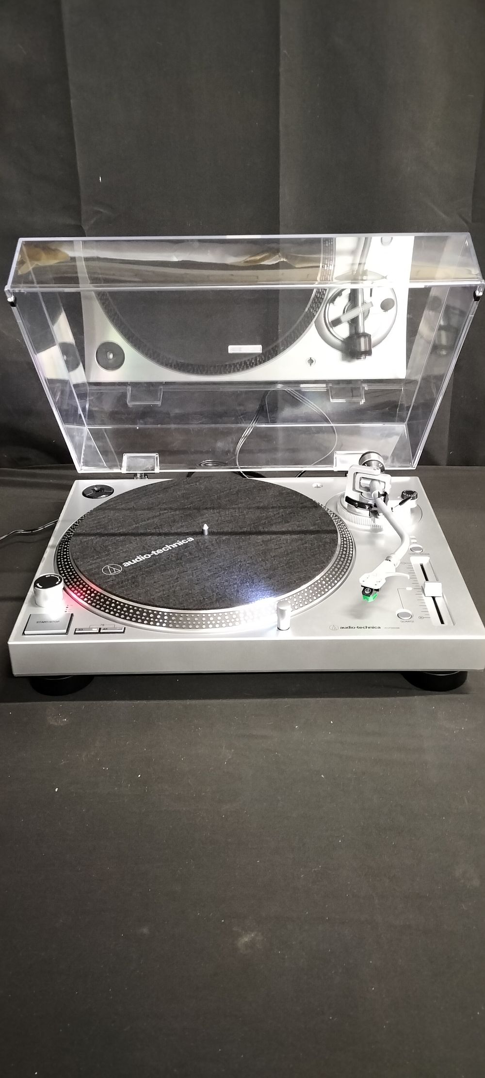 Lot 198: Audio -Technica turn table, tested for power