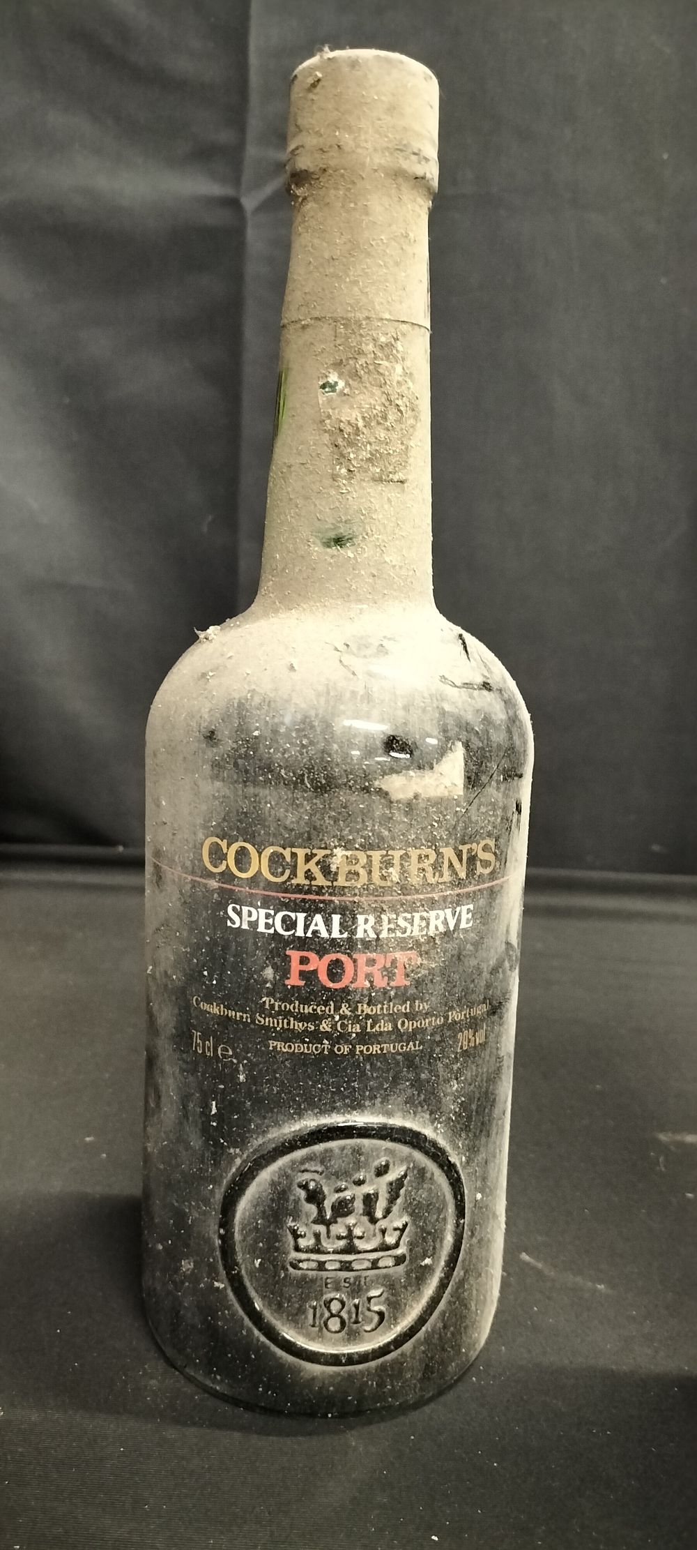 Lot 261: 75cl unopened bottle of Cockburn's Special Reserve port