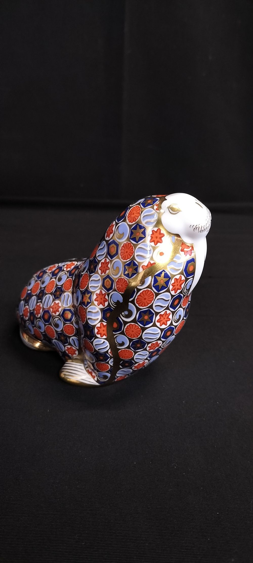 Lot 275: Royal Crown Derby Imari walrus with gold button