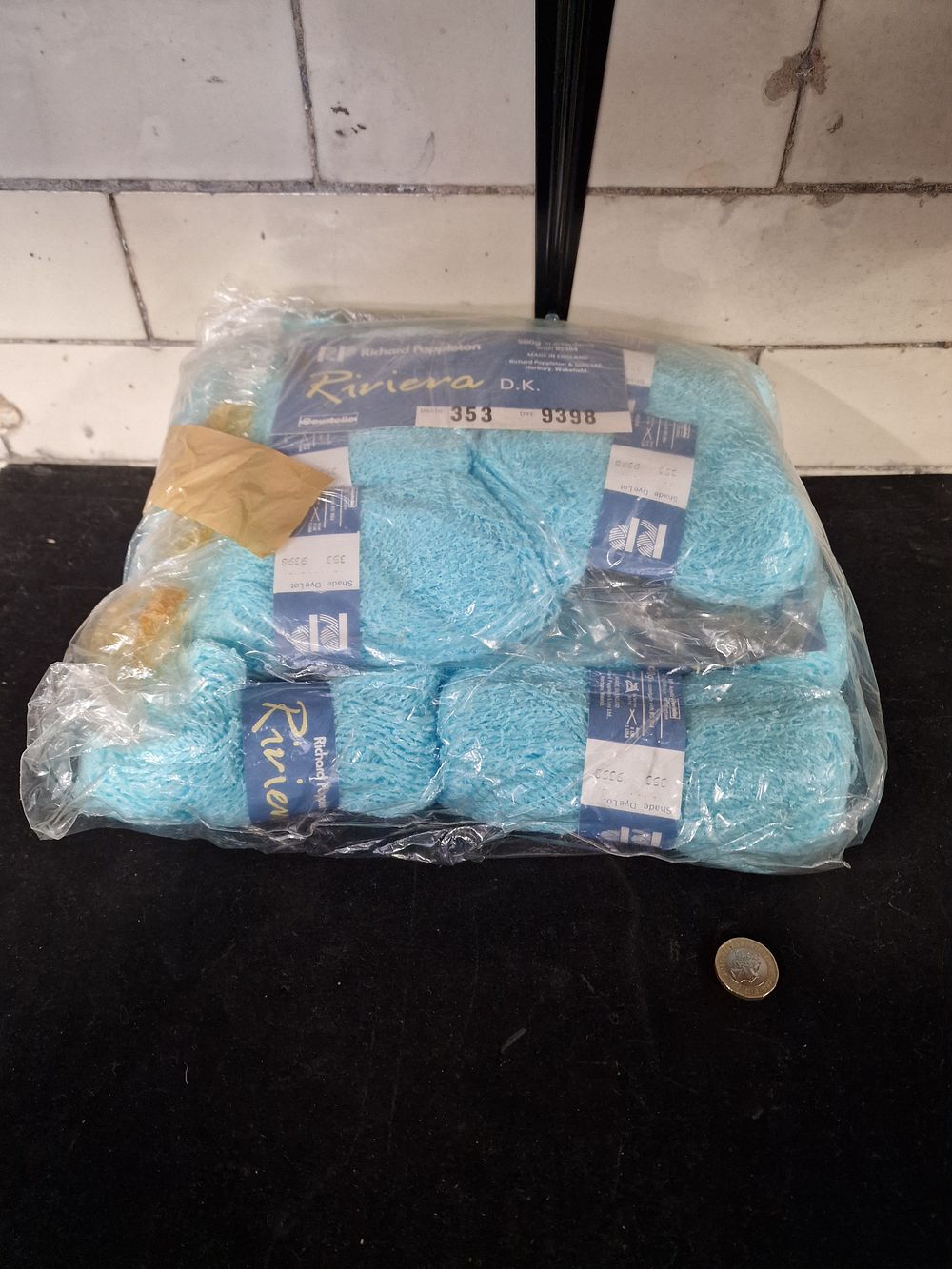 Lot 184: Riviera Acrylic Nylon Cotton Wool
