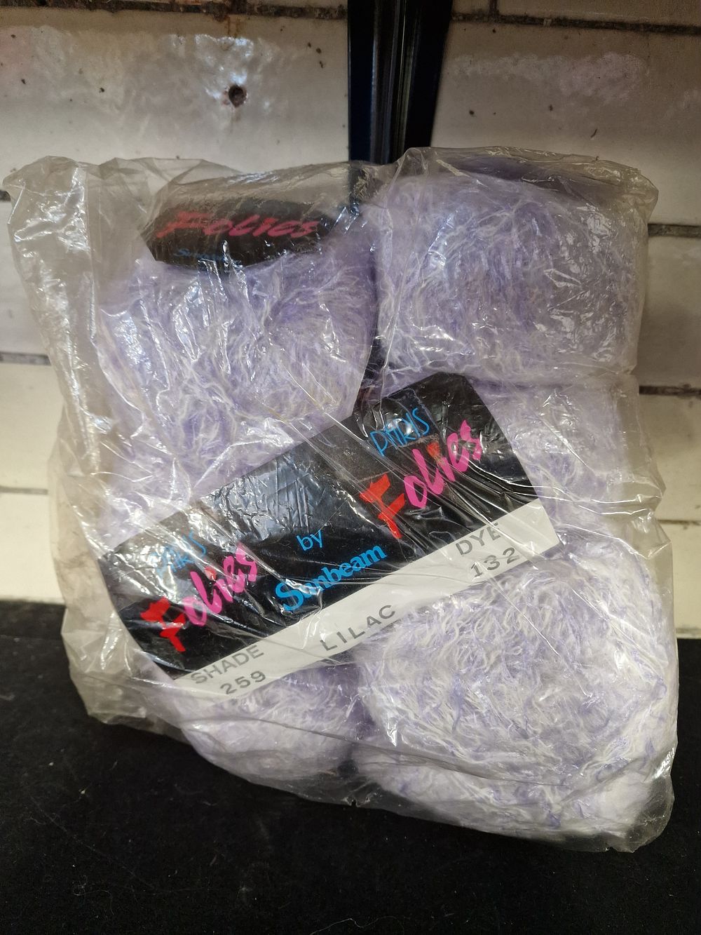 Lot 217: Sunbeam Paris Folies Acrylic Polyester Mohair Wool Colour Meringue