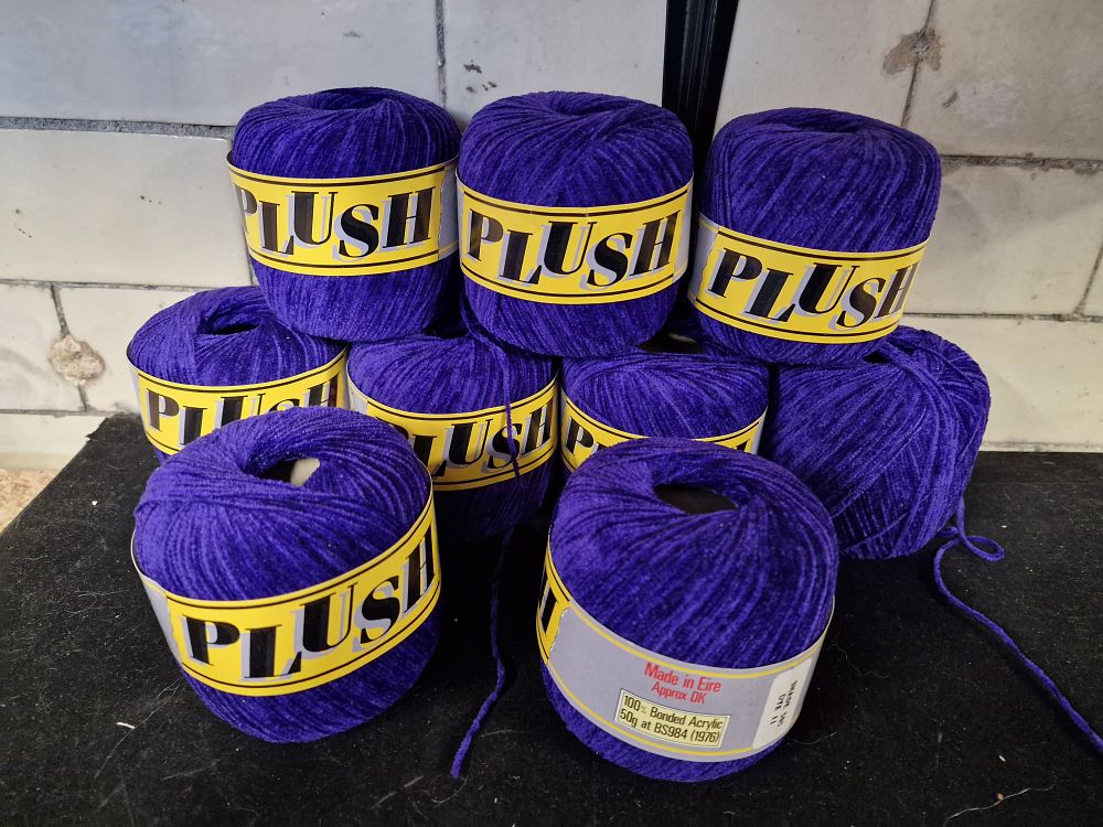 Lot 222: Twilleys Plush 100% Bonded Acrylic Wool Purple
