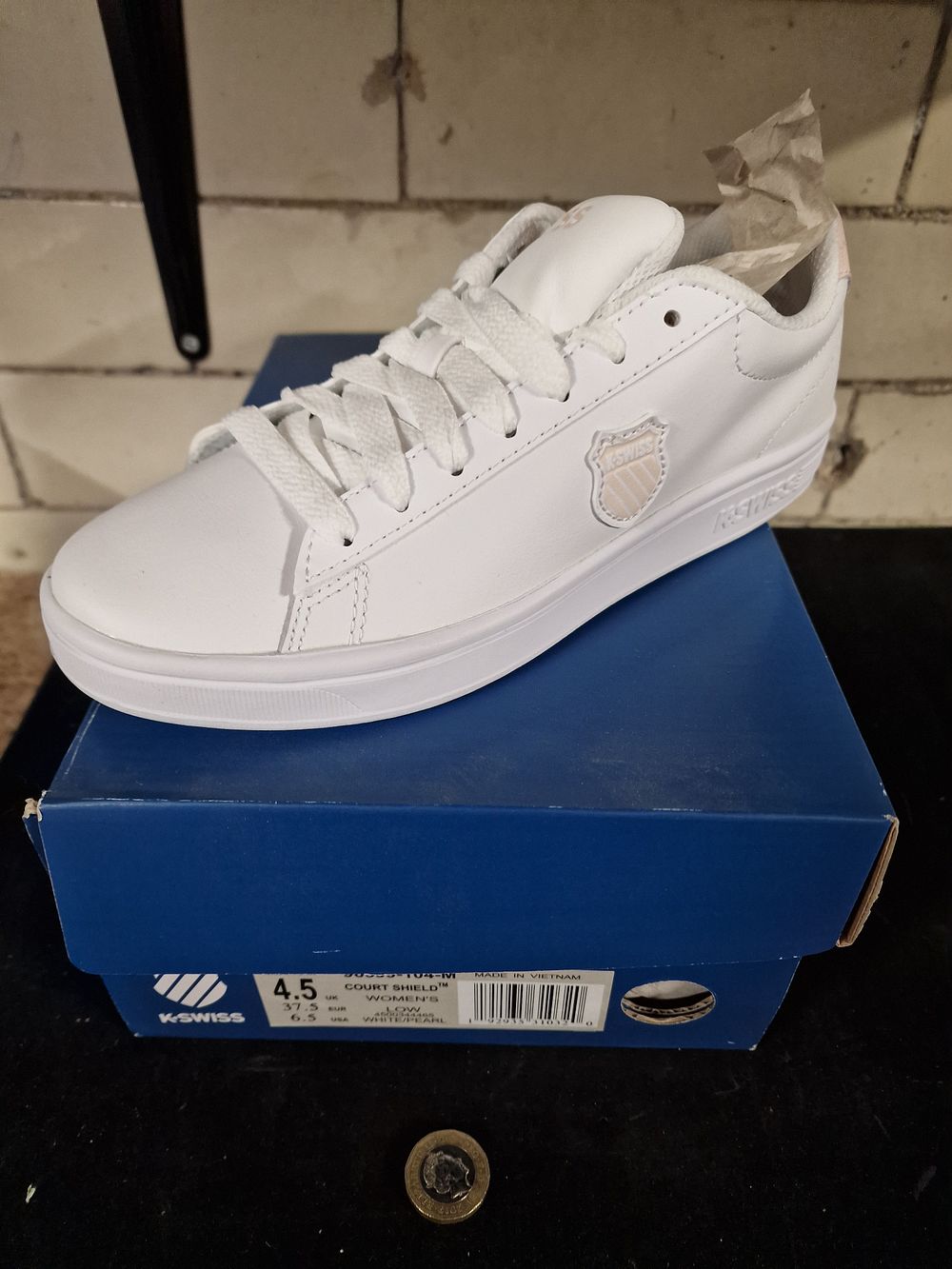 Lot 357: Brand New K-Swiss Womens Low Court Shield Trainer White Pearl Size 4.5