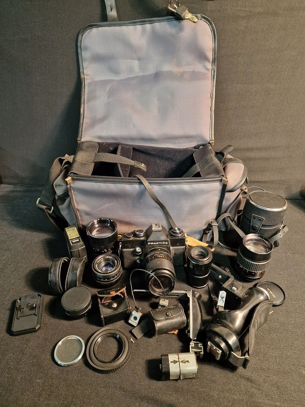 Lot 157: Vintage Praktica Camera and Accessories in Carry Bag a/f