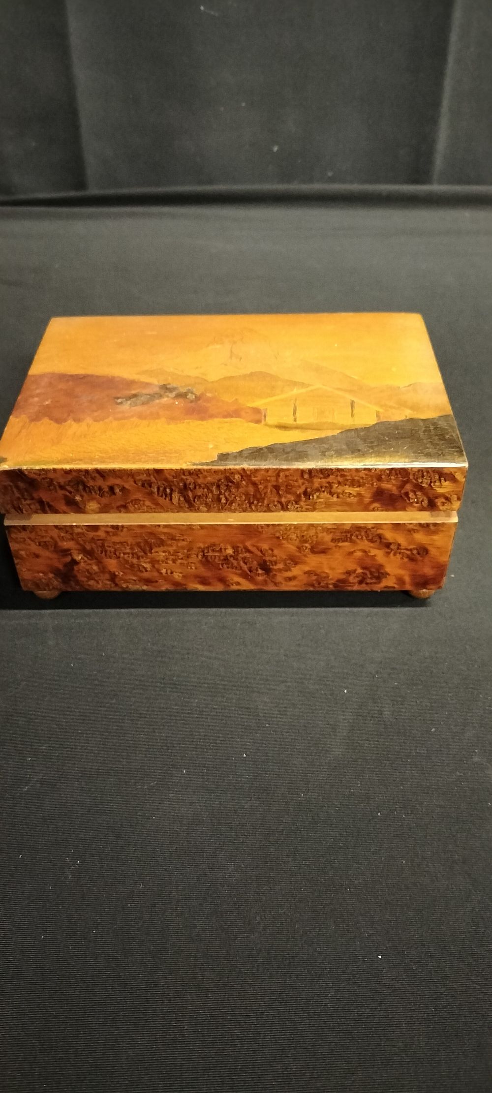 Lot 241: Wooden Musical jewellery box with marquetry inlay