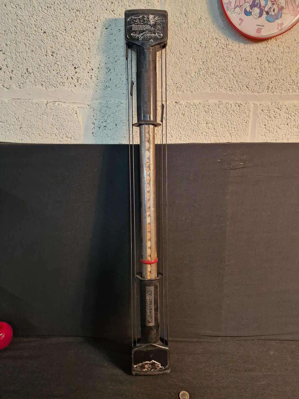 Lot 210: Vintage Bullworker X5 for Isometric Strength Training