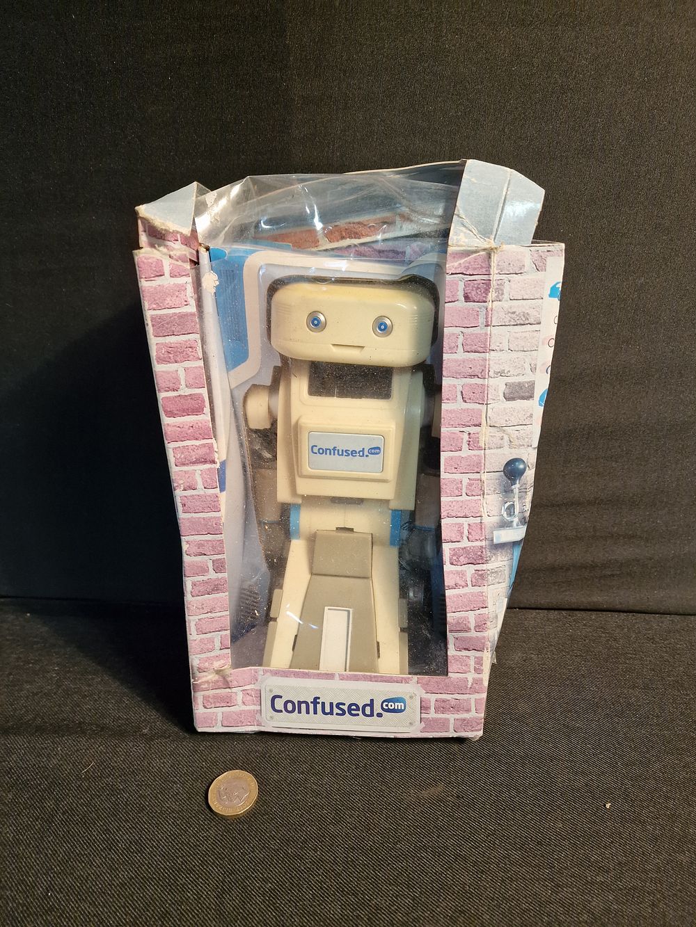Lot 218: Confused.com Brian Robot Figurine a/f