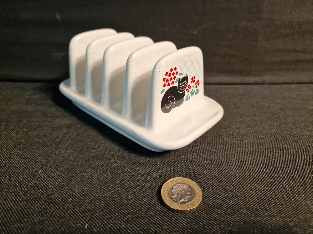 Lot 235: Vintage Sadler Ceramic Toast Rack Black Cat