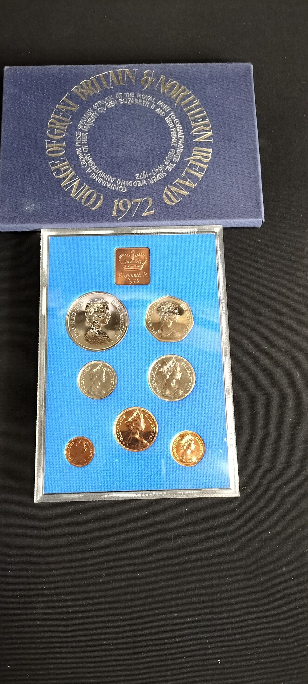 Lot 272: 1972 Royal Mint United Kingdom proof coin collection