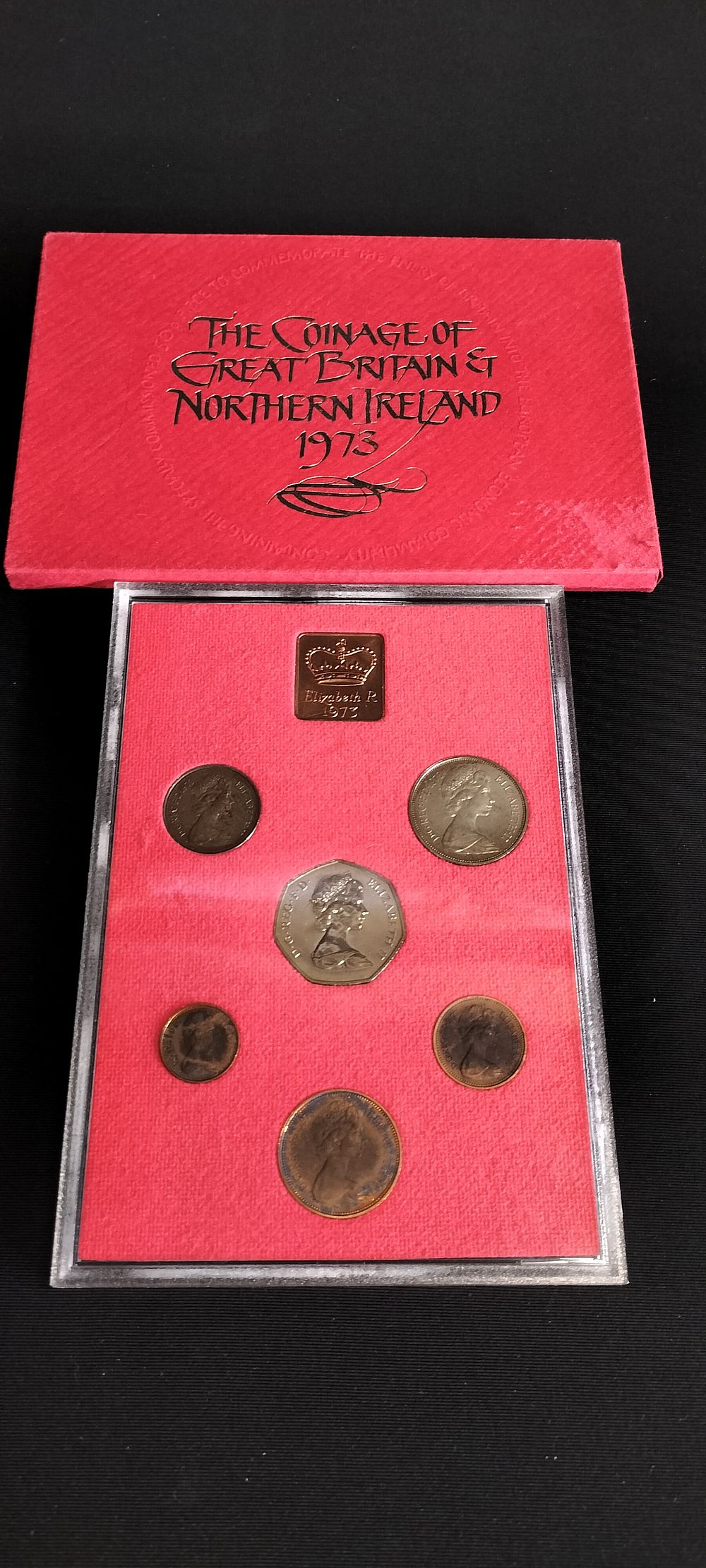 Lot 273: 1973 Royal Mint United Kingdom proof coin collection
