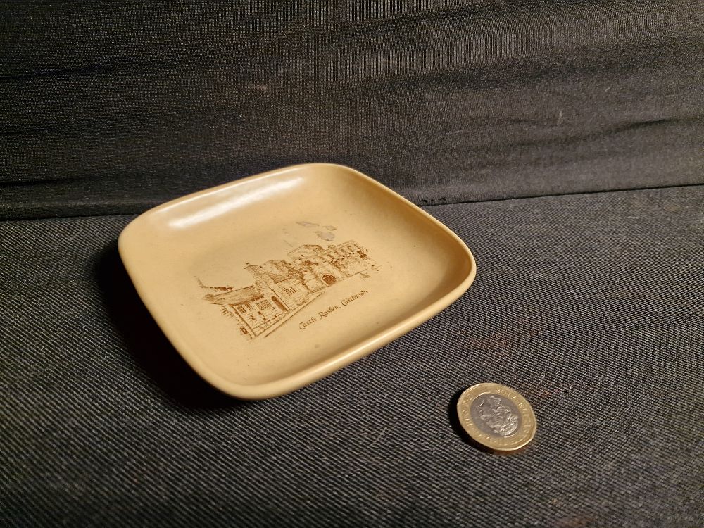 Lot 243: Vintage Honiton Ashtray