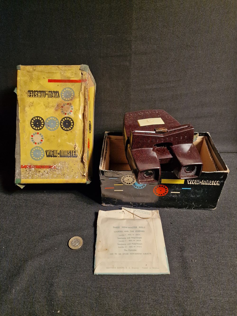 Lot 277: Vintage View Master in Box