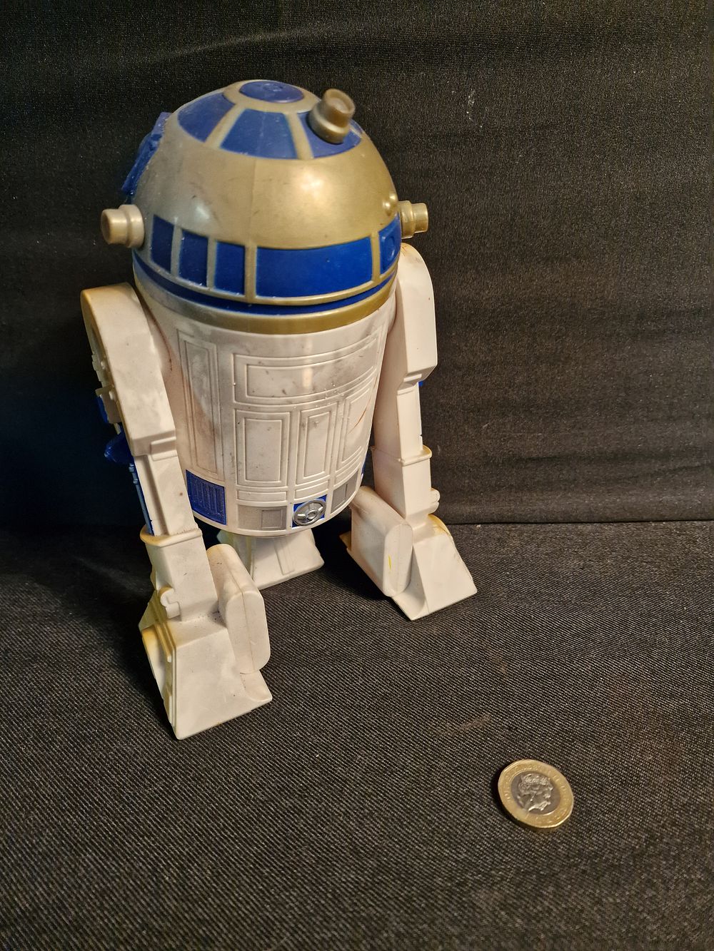 Lot 306: Star Wars R2D2 Figure a/f