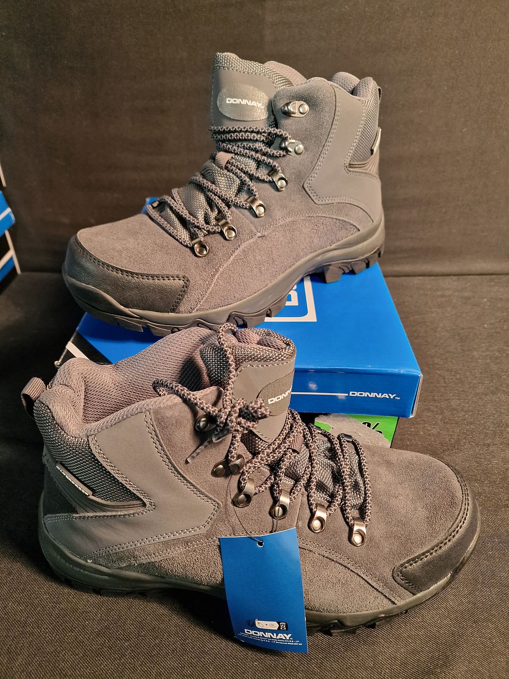 Lot 327: Brand New Donnay Suede Waterproof Walking Boots Uk 9 Dark Grey Black RRP £79.99