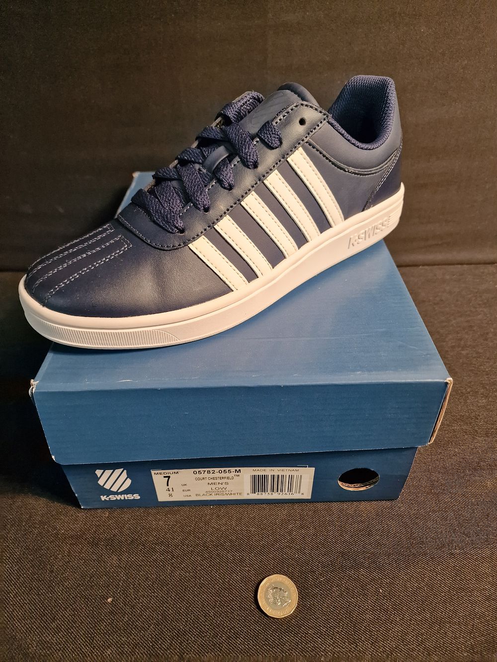 Lot 341: Brand New K-Swiss Mens Low Court Chesterfield Trainer Black Iris White Size 7