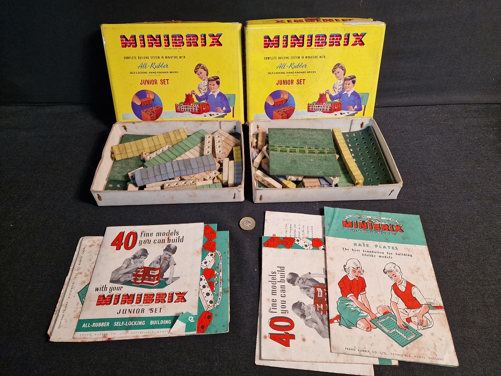 Lot 356: Pair of Vintage Minibrix Sets a/f