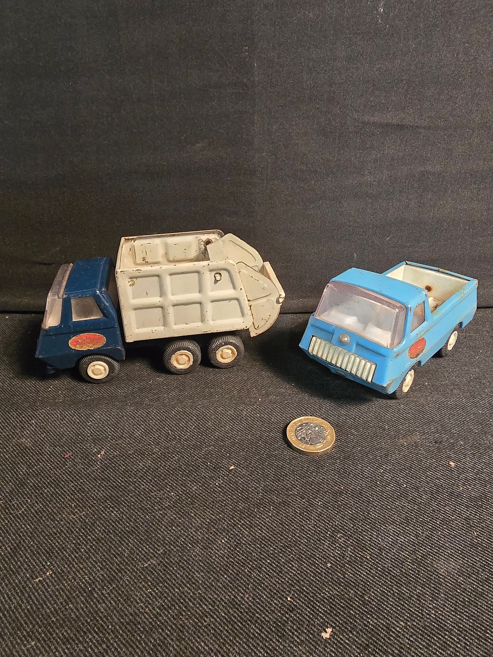 Lot 383: Two Tonka vehicles