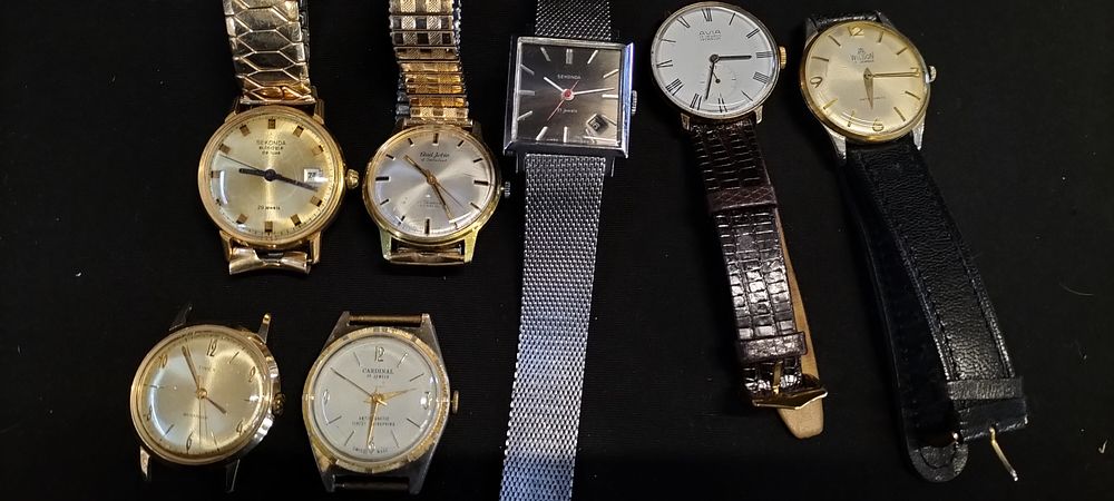Lot 365: Selection of various mens watches including Sekonda Timex...