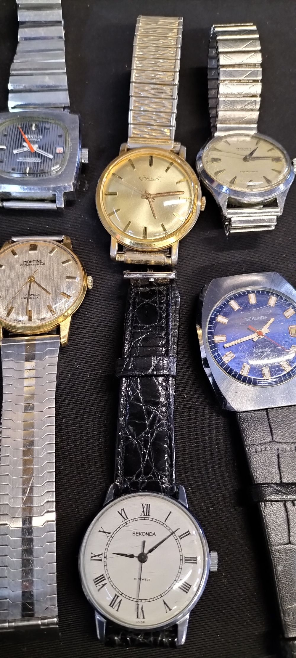 Lot 366: Selection of various mens watches including Ingersoll, Seconda,...