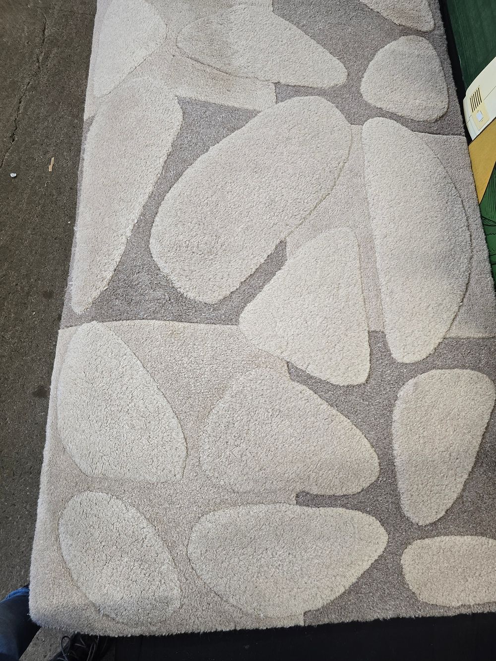 Lot 380: Dunhelm cream and beige rug..