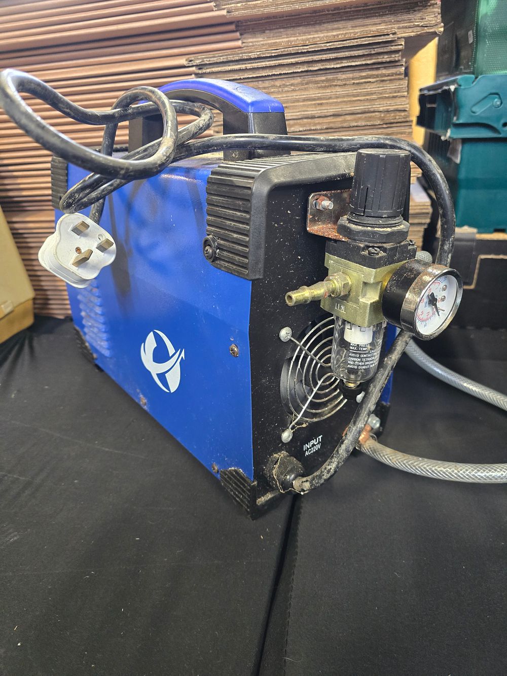 Lot 388: CUT-50 plasma cutter AC220v tested for power.